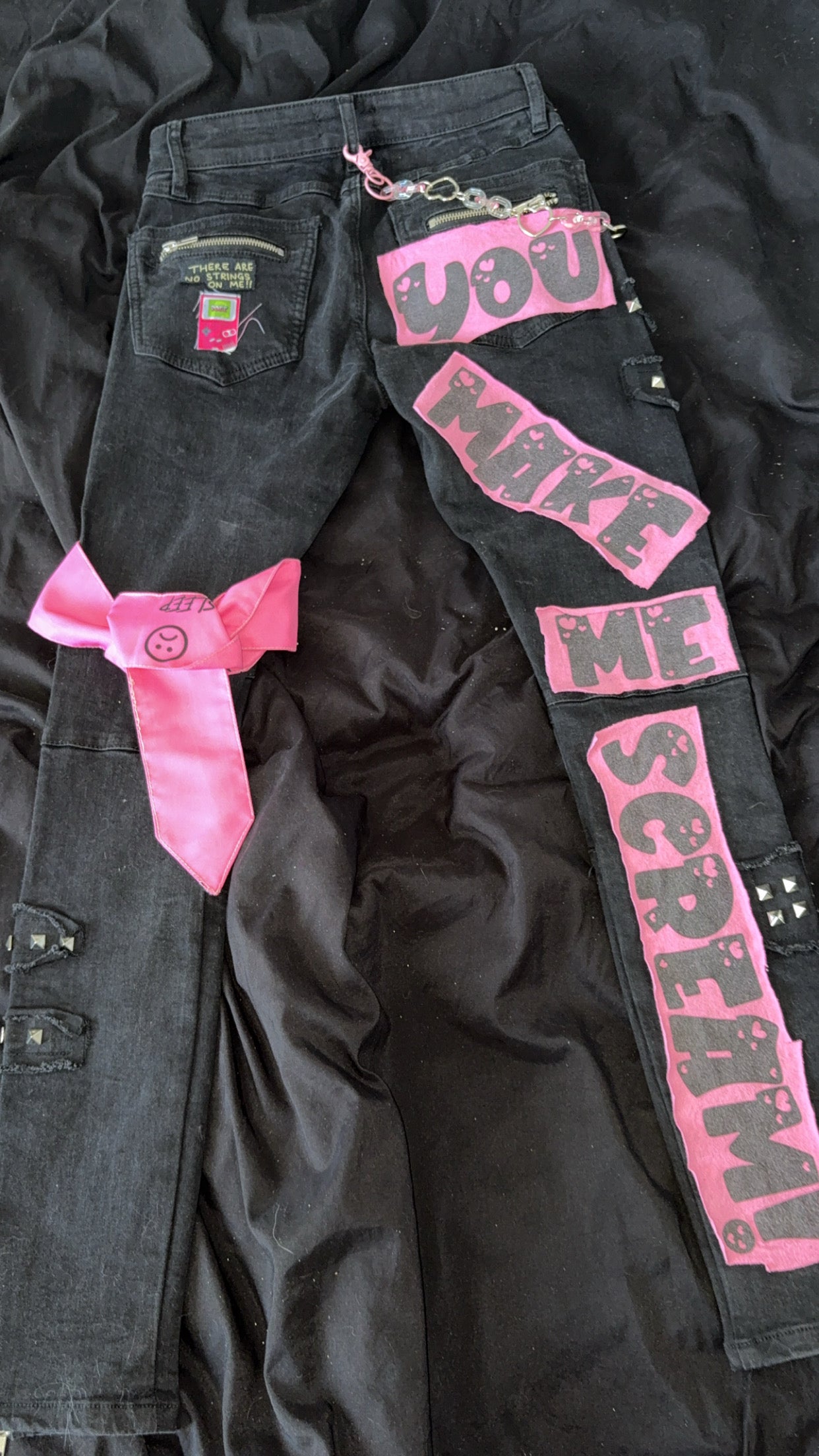 “No strings on me” Pants 28W30L