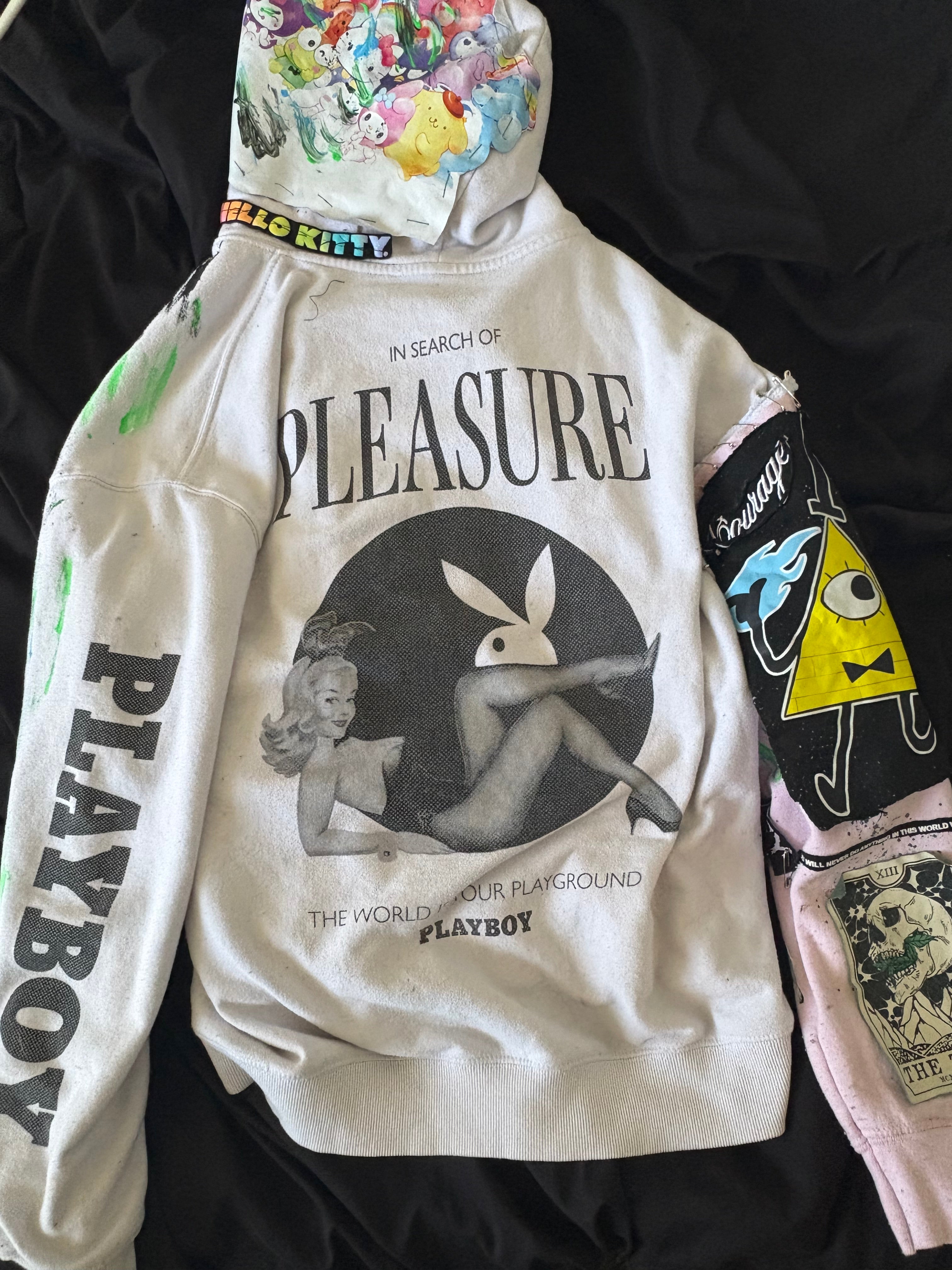 “CBxPBxHK” Size Large