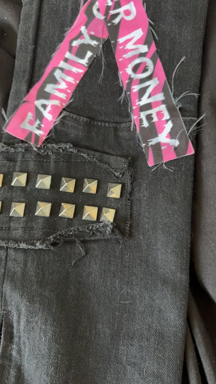 “No strings on me” Pants 28W30L